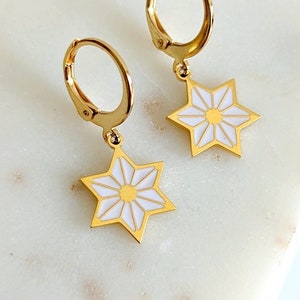 Origami star earrings for women, small sleeper hoop earrings, minimalist jewelry, gift for her, chic star costume jewelry