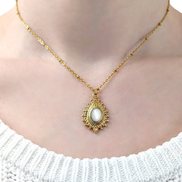 Collier minimaliste pendentif goutte nacre pour femme, bijou pierre naturelle blanche, bijoux boho, collier blanc et or, cadeau pour elle