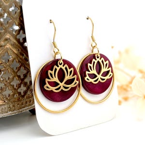 Round Lotus flower and mother-of-pearl earrings for women, red earrings, gift idea for her, handmade jewelry, mom gift