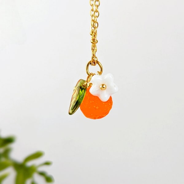 Collier pendentif oranges en verre transparent pour femme, cadeau mignon original, cadeau pour elle, bijou fruits en verre