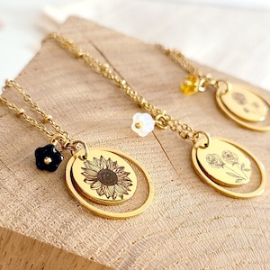 Collier personnalisé fleur de naissance, idée cadeau d'anniversaire femme, bijou mois de naissance, cadeau pour elle, bijou fait main image 1