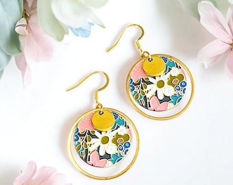 Boucles d'oreilles fleurs pastel pour femme