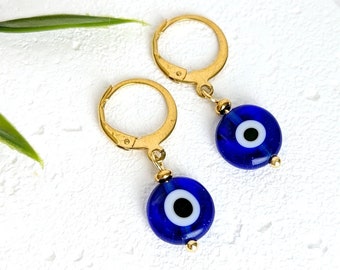 Boucles d'oreilles mauvais oeil bleu foncé en verre femme, boucles d'oreilles nazar, bijou minimaliste, oeil de protection, cadeau pour elle