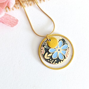 Mid-length flower pendant necklace for women, boho chic, poetic jewelry, handmade, gift idea for mom, birthday gift, for her