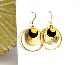 Boucles d'oreilles pendantes pastilles striées style boho chic noir et or pour femme