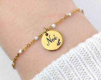 Bracelet chaîné émaillée et médaille personnalisée pour femme