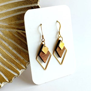 Boucles d'oreilles losanges bois pour femme, boucles d'oreilles or, cadeau pour elle, bijou fantaisie, fait main en France, bijoux en bois
