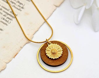 Collier or pendentif Fleur de Marguerite en bois de noyer et acier inoxydable doré pour femme