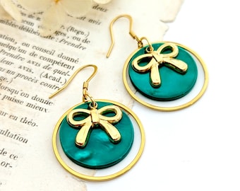 Boucles d'oreilles Nœuds Nacre vert émeraude et or pour femme