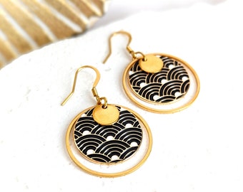 Boucles d'oreilles chic pour femme style japonais vagues noires et blanches