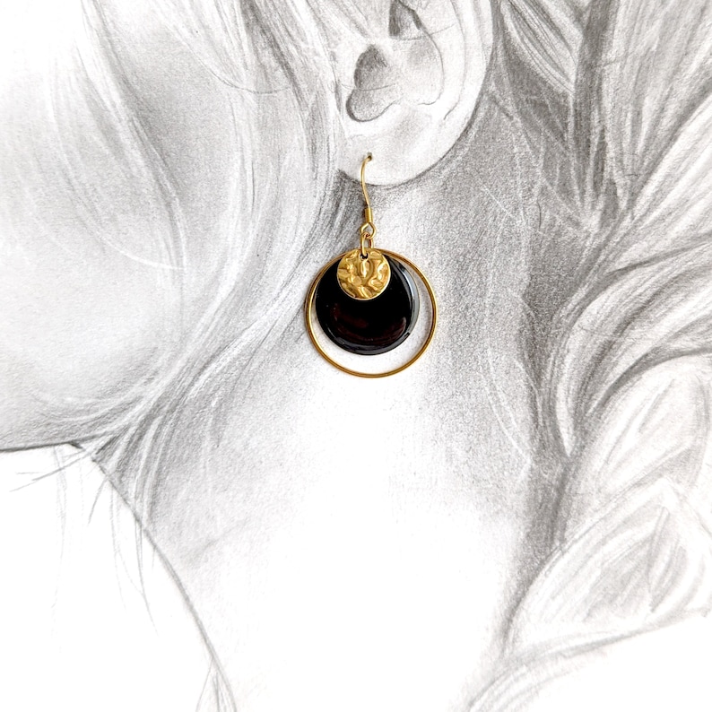 Boucles d'oreilles minimaliste rondes noir et or pour femme, bijoux noir boho chic, élégant, cadeau femme, cadeau pour elle, fait main image 5
