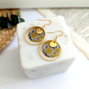 Boucles d'oreilles or femme fleurs jaunes de pissenlit, cadeau pour elle, fait main, bijoux bohème femme, bijou artisanal, bijoux fantaisie image 5