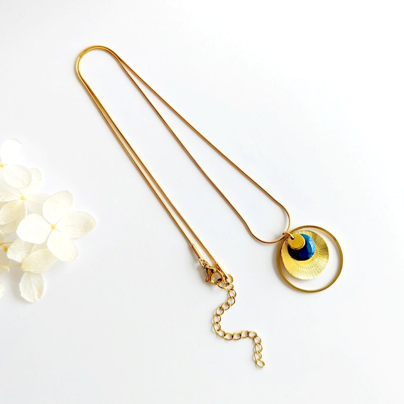 Collier or et bleu pour femme, collier pendentif rond pour femme, collier bohème chic, bijoux fantaisie, cadeau fait main, cadeau pour elle image 4