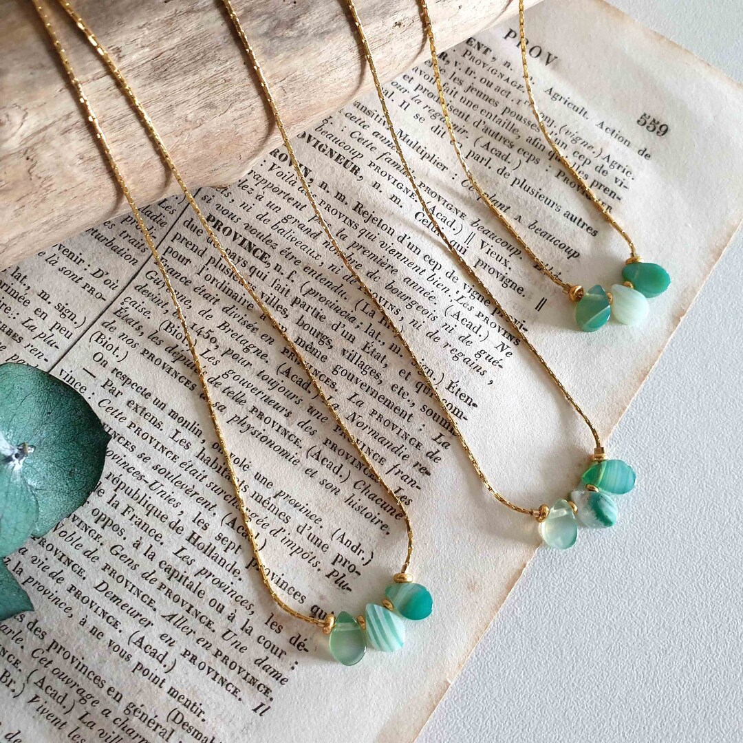 Collar jade y oro verde con perlas gota de piedra fina - España