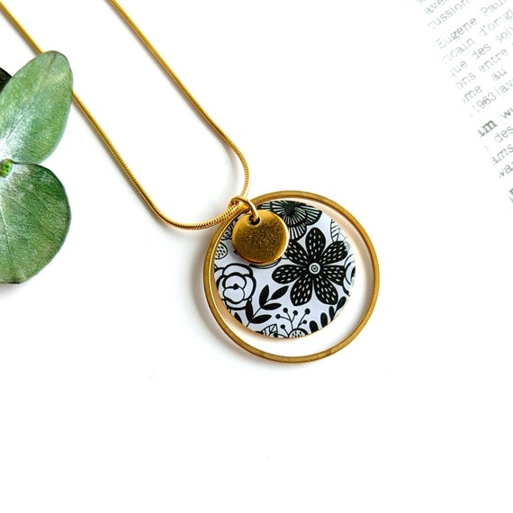 Collier Fantaisie Vintage – Acier Argenté Et Résine, Neuf Sans Emballage, Style Rétro