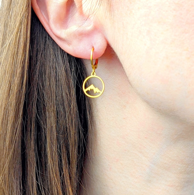 Mini Boucle d'oreille boho dormeuse en acier inoxydable pour femme, vendu à l'unité ou par paire, cadeau petit bijou minimaliste pour elle image 9