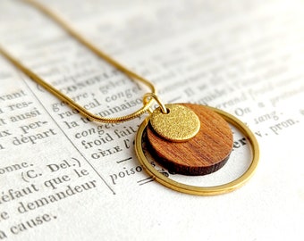 Collier pendentif rond en bois et acier inoxydable doré pour femme, idée cadeau femme, bijoux fait main, cadeau pour elle, cadeau pour maman