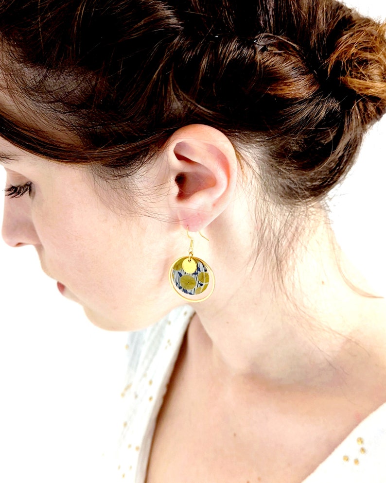 Women's gold earrings with yellow dandelion flowers, gift for her, handmade, boho women's jewelry, artisanal jewelry, costume jewelry image 2