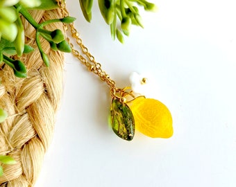 Collier pendentif citron jaune en verre pour femme, Bijou citron, cadeau mignon, bijoux été, cadeau pour elle, bijou fruits, cadeau original