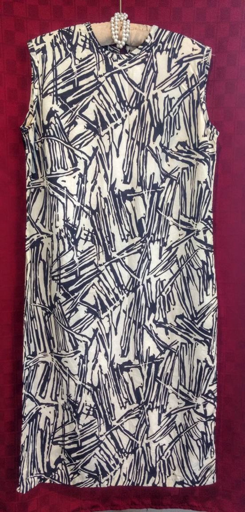 disco gypsy Mod sheath dress vintage sixties 1960/'s Mad Men cocktail party wiggle dress Abstract print date night bust size 38