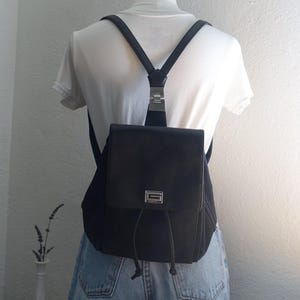 best 40l backpack for travel Pro Colors:Camouflage 2 ONLINESTORE Black Hole® Duffel Bag The patented strap system