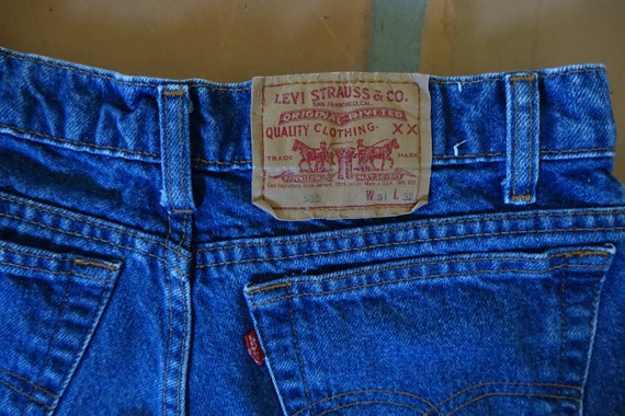 VTG 505  Levis Shorts, 30" Waist - Small , USA, D… - image 9