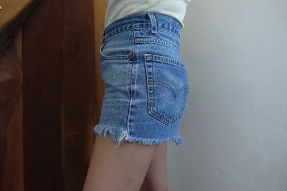 Vintage 517 Levis shorts 30" waist - image 3