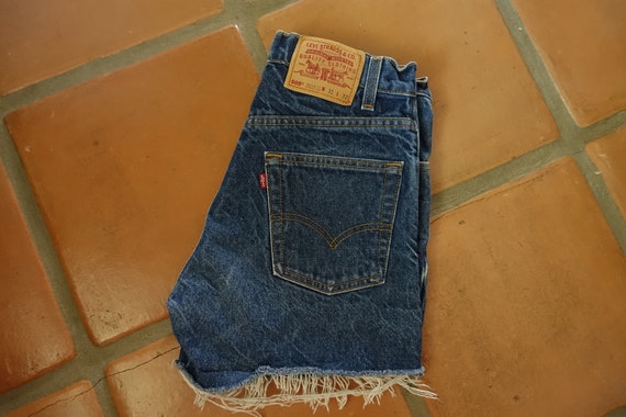 Vintage 505 Levis shorts 30" waist - image 5