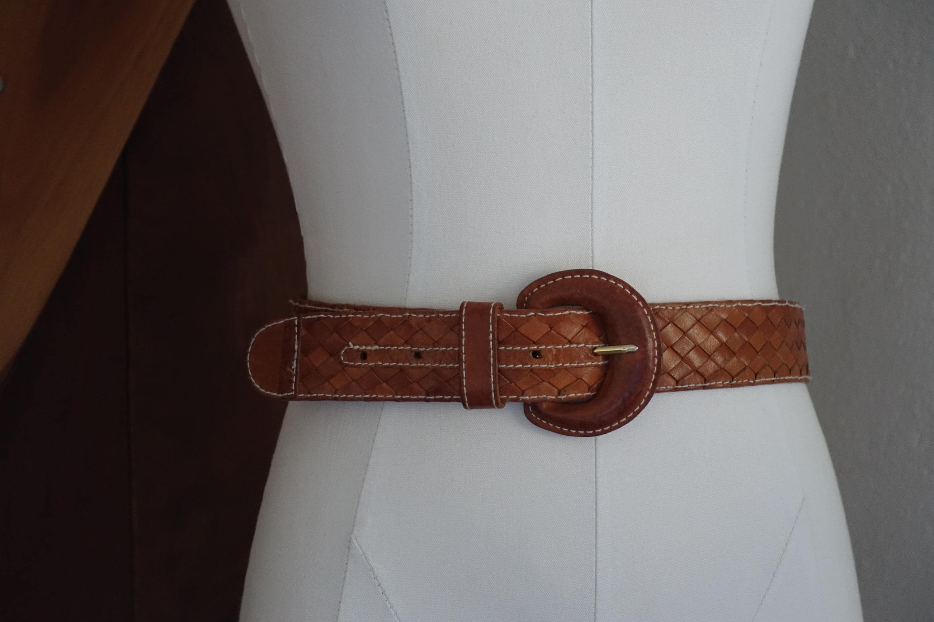 Vintage Leather Braided Belt, Small, Liz Claiborne - Etsy display picture 1