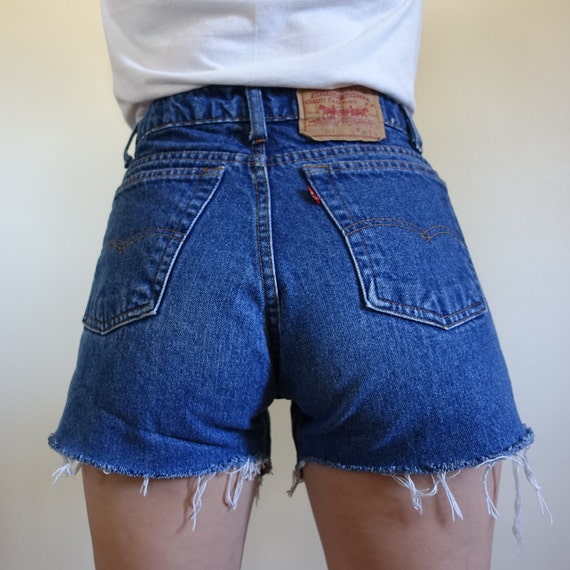 VTG 505  Levis Shorts, 30" Waist - Small , USA, D… - image 2