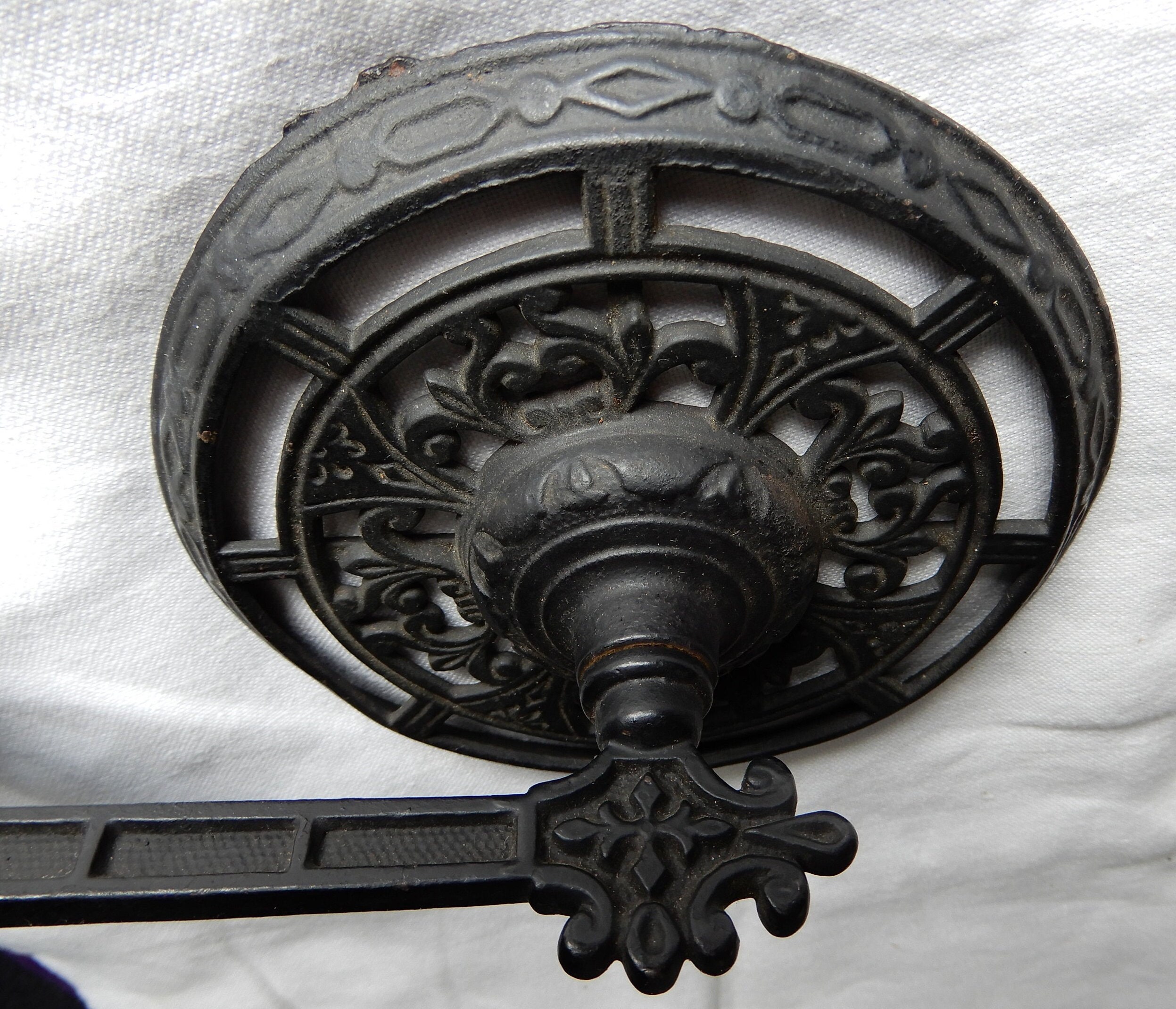 Antique Cast Iron Oil Lamp Holder Wall Sconce With Wall Mount Etsy