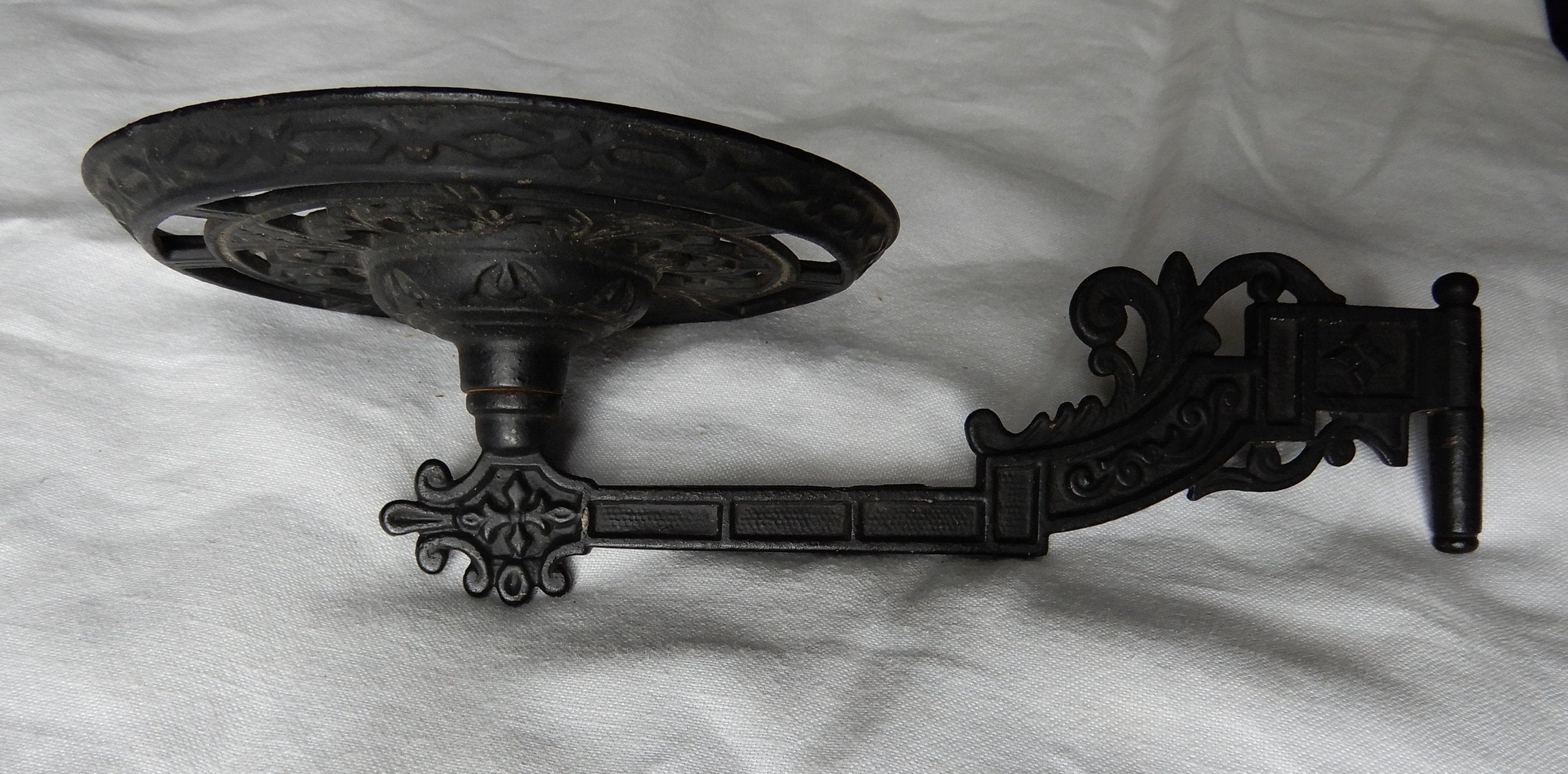Antique Cast Iron Oil Lamp Holder Wall Sconce With Wall Mount Etsy