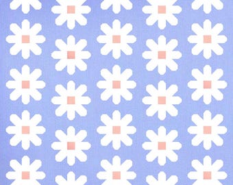 Fresh as a Daisy Quilt Kit (59.5 x 63.5) - Yardage and Physical Pattern