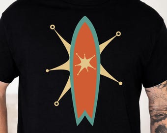 Camiseta retrô com estampa de prancha de surf | Design de estrela estilo meados do século