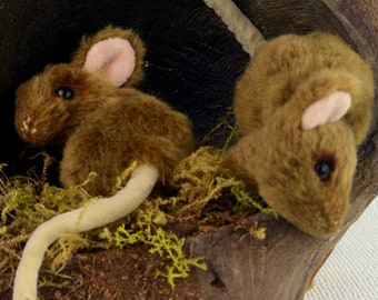 OOAK Künstler Teddy Bär DROPJE & BOMMELS kleine Maus Mäuse in einer Höhle Künstler Teddy Bär süsse süsse Handgemachte Stofftier Kunstpuppe Maus