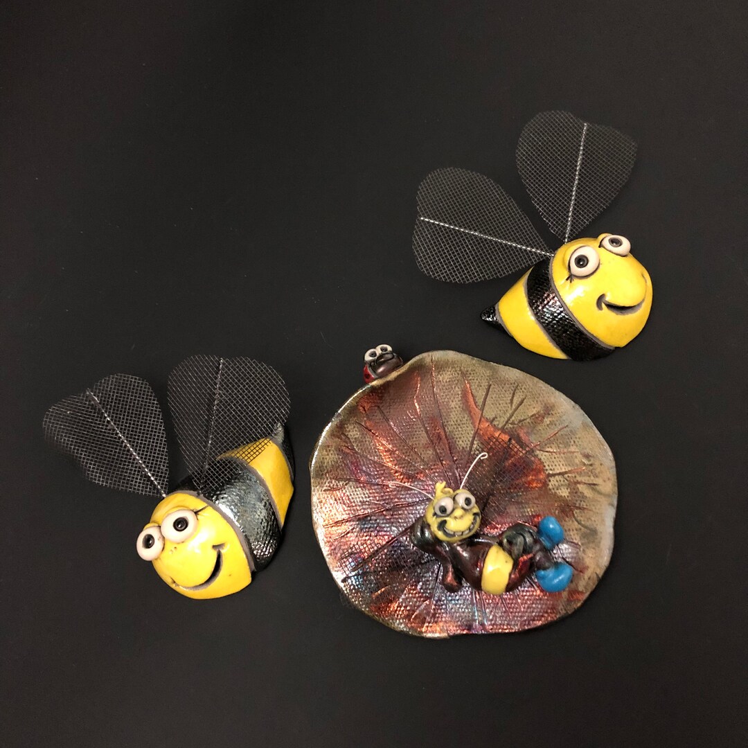Blue-footed King Bee and His Ladies Raku - Etsy