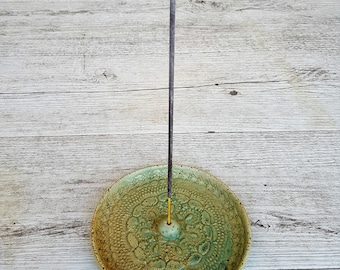 Handmade ceramic incense holder with pattern inlay - round - green - gifts for her - gifts for home - gifts for mum - made in australia