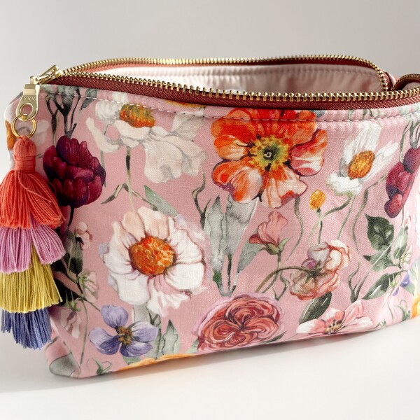 Floral vintage! Bolsa para óleos essenciais, estojo para óleos essenciais, bolsa para óleos essenciais com borla, armazenamento para óleos essenciais - comporta até 14 frascos, de qualquer marca!