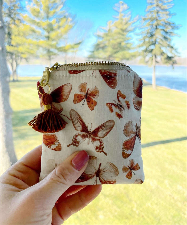 Vintage butterflies Mini Essential Oil Case, Essential Oil Holder, oil bag. Holds 3 roller bottles. Essential Oil Bag. image 4