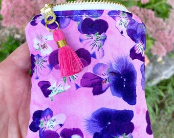 Pansy! Mini Essential Oil Case, Essential Oil Holder, oil bag. Holds 3 roller bottles. Essential Oil Bag.