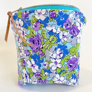 Quilted Essential Oil Bag, Essential Oil Case, Essential Oil Storage- holds oil bottles, any brand! 5ML/15ML/Rollers