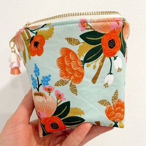 Rifle paper co fabric 6 bottle bag. Essential Oil Bag, Oil Case, Essential Oil Storage- holds oil bottles, any brand! 5ML/15ML/Rollers