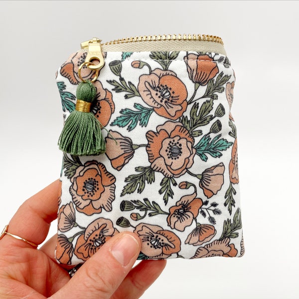 POPPY! Mini Essential Oil Case, Essential Oil Holder, Holds 3 roller bottles.