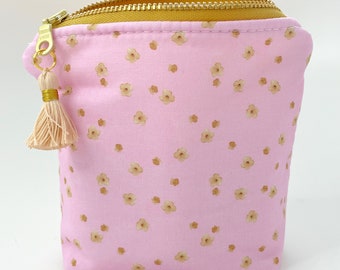 Soft PINK Essential Oil Bag, Essential Oil Case, Essential Oil Storage- holds oil bottles, any brand! 5ML/15ML/Rollers