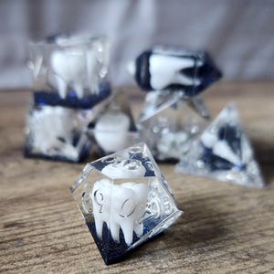 Sharp Edge DND-tärningsset: Akryl Oddities, RPG Polyhedral-tärningar bild 8
