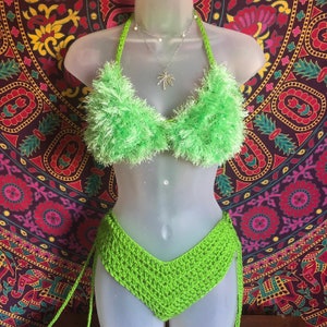 Fuzzy Bra Set In Green
