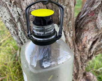 FLY TRAP attachment for wide mouth bottles