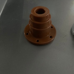 Leg Hose Connector (Brown)