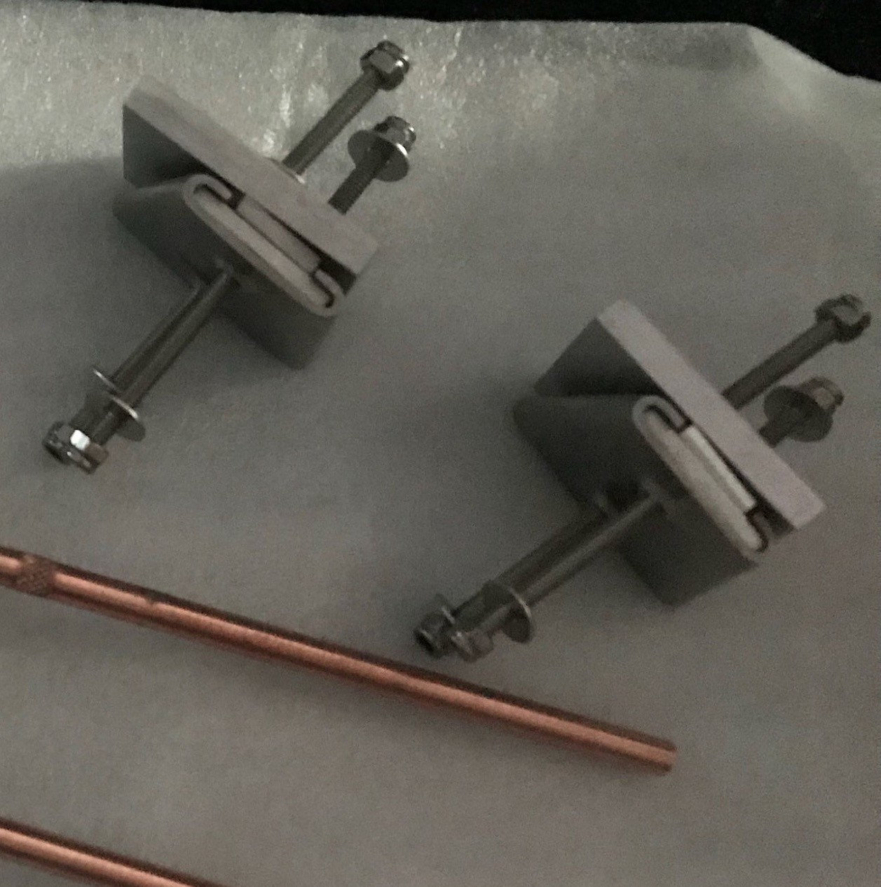 Metal VHook x2 and metal sHook x2