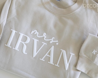 Custom Mrs Sweatshirt Bride Sweatshirt with New Last Name Bridal Shower Gift Future Mrs Crewneck Wedding Gift for Bride Honeymoon Sweatshirt